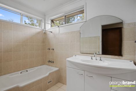 Property photo of 12 Park Crescent Green Point NSW 2251