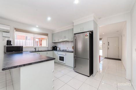 Property photo of 20 Merrivale Place Roxburgh Park VIC 3064
