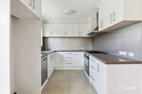 Property photo of 25 Calverton Road Kealba VIC 3021