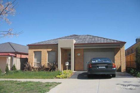 9 Lauderdale Dr, Craigieburn, VIC 3064