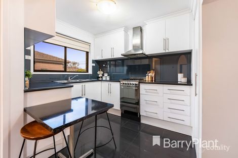 Property photo of 30 President Road Albanvale VIC 3021