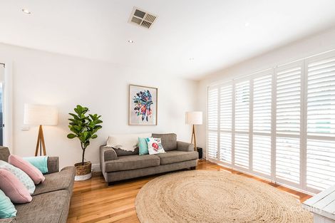 Property photo of 27 Austin Avenue Elwood VIC 3184