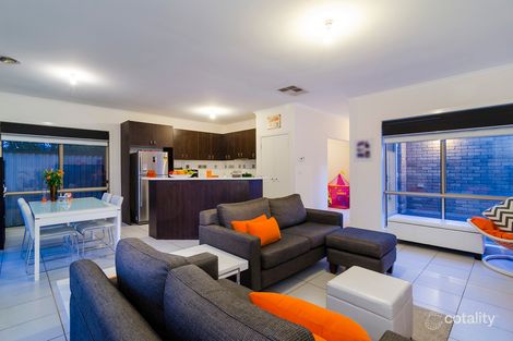 Property photo of 41 Hollington Crescent Point Cook VIC 3030