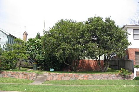 Property photo of 10 Collaroy Road New Lambton NSW 2305