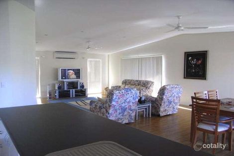 Property photo of 16 Karora Road Beachmere QLD 4510