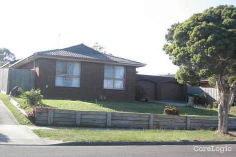 Property photo of 12 William Perry Close Endeavour Hills VIC 3802