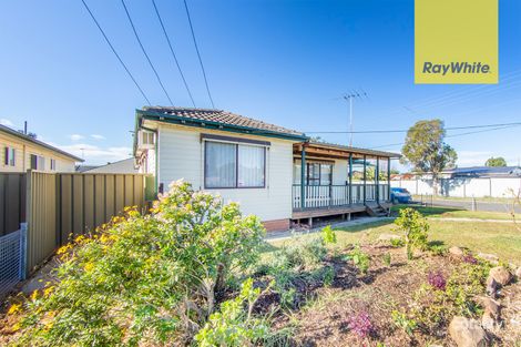 Property photo of 17 Shamrock Street Smithfield NSW 2164