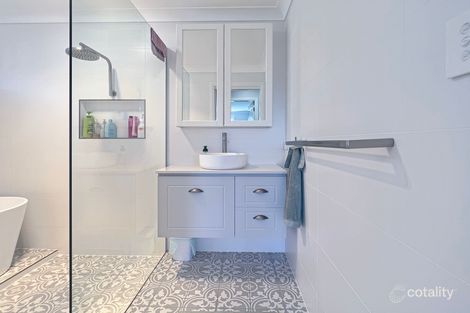 Property photo of 7 Scope Circuit Dubbo NSW 2830