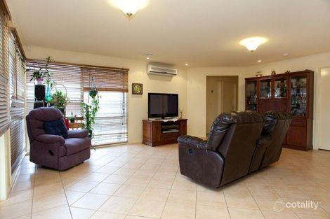 Property photo of 4 Earl Grove Craigieburn VIC 3064