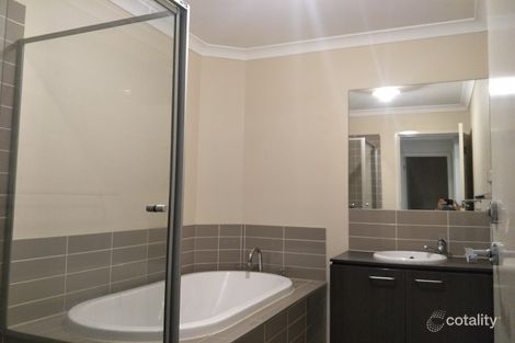 Property photo of 14 Synergy Court Taylors Hill VIC 3037