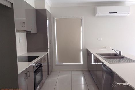 Property photo of 10 Ningaloo Drive Pimpama QLD 4209