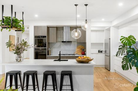 Property photo of 17 Clapperton Street Bentleigh VIC 3204