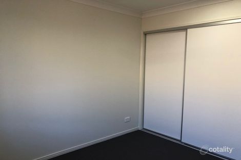 Property photo of 2/59 Ludwig Street Leichhardt QLD 4305