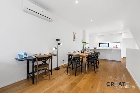 Property photo of 53 Ulmara Parkway Maidstone VIC 3012