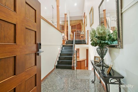 Property photo of 30 Corniche Place Brookfield QLD 4069