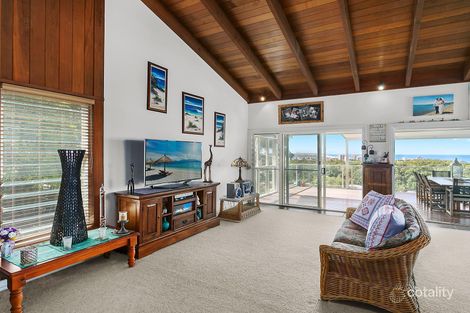 Property photo of 52 Tantula Road East Alexandra Headland QLD 4572