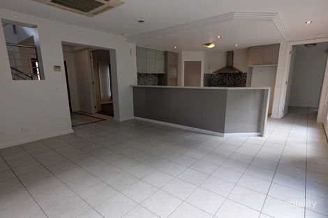 Property photo of 2 Elm Terrace Shepparton VIC 3630