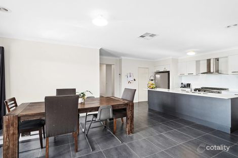 Property photo of 8 College Square Bacchus Marsh VIC 3340