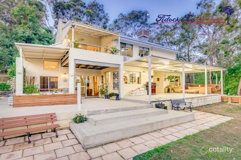 18 Contour Rd, Roleystone, WA 6111