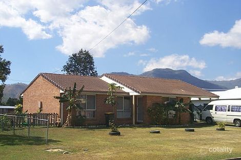 16 Geoffrey Ct, Rasmussen, QLD 4815