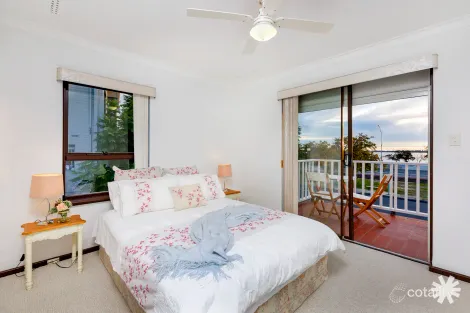 Property photo of 1/139 Melville Parade Como WA 6152