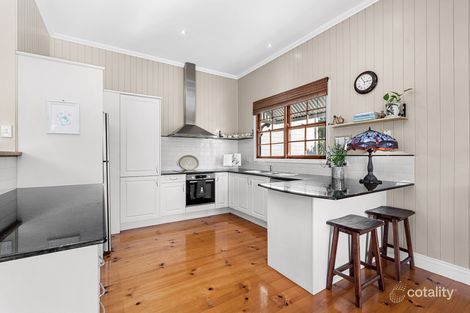 Property photo of 117 Emsworth Street Wynnum QLD 4178