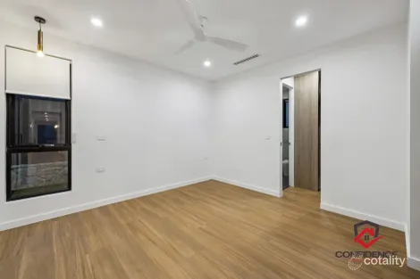 Property photo of 31 Maymuru Way Whitlam ACT 2611