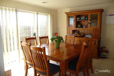 Property photo of 12 Wesley Close Skye VIC 3977