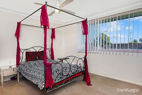 Property photo of 22 Pinaroo Crescent Bradbury NSW 2560