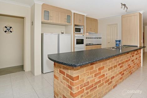 Property photo of 19 Waterside Drive Dudley Park WA 6210