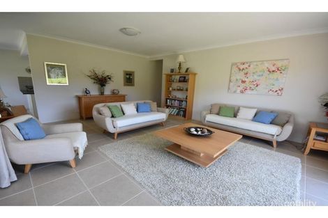 Property photo of 9 Dixon Court Mooloolah Valley QLD 4553