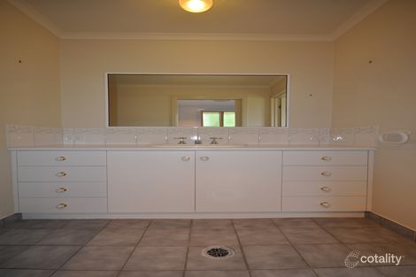 Property photo of 1/32 Jackling Drive Lavington NSW 2641