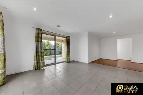 Property photo of 27 Baratta Road Tarneit VIC 3029