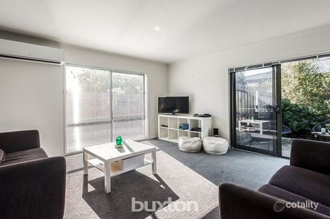 Property photo of 2/37 Logan Street Hamlyn Heights VIC 3215