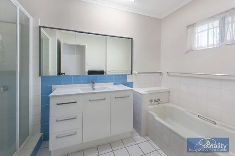 Property photo of 4/26 Laurence Street St Lucia QLD 4067