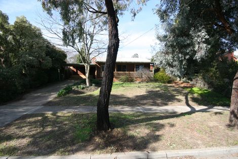 42 Campaspe Dr, Croydon Hills, VIC 3136