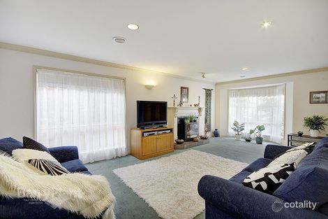 Property photo of 6 Victory Way Highton VIC 3216