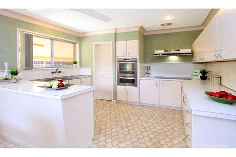 Property photo of 27 Fallbrook Street Kenmore QLD 4069