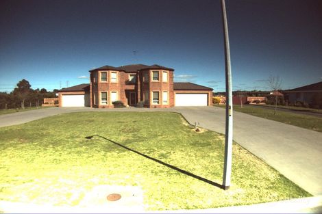 20 Laura Ct, Lovely Banks, VIC 3213