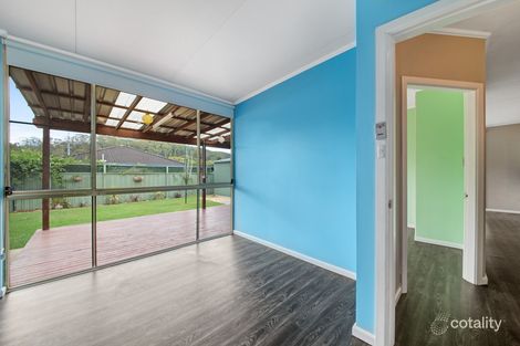 Property photo of 7 Cambridge Circle Ourimbah NSW 2258