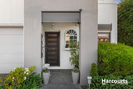 Property photo of 74 Meridian Circuit Berwick VIC 3806