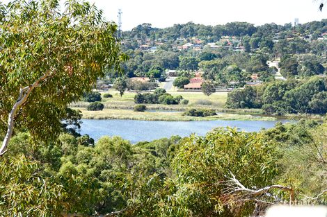 56 Lakeview Dr, Edgewater, WA 6027