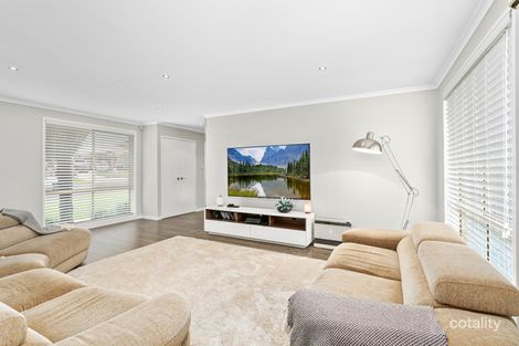 Property photo of 20 Gloucester Circuit Albion Park NSW 2527