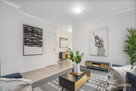 Property photo of 24 Tableland Road Tarneit VIC 3029