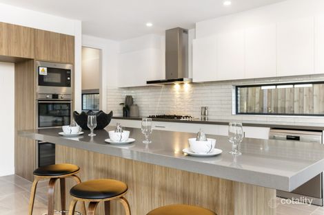 Property photo of 17 Littleshore Crescent Clyde North VIC 3978