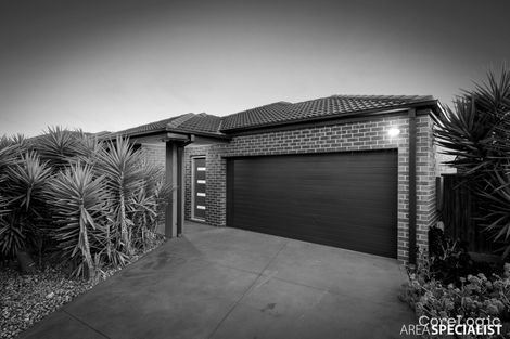 Property photo of 4 Anchor Crescent Point Cook VIC 3030