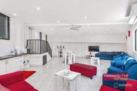 Property photo of 42 Kendee Street Sadleir NSW 2168