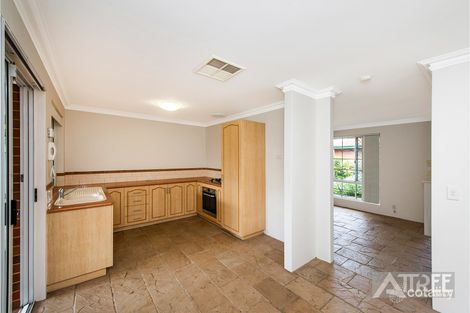 Property photo of 18/2 Glennis Close Gosnells WA 6110