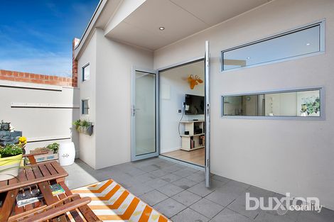 Property photo of 2/40C Victory Boulevard Ashburton VIC 3147