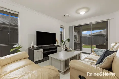 Property photo of 37 Derbyshire Road Spring Farm NSW 2570